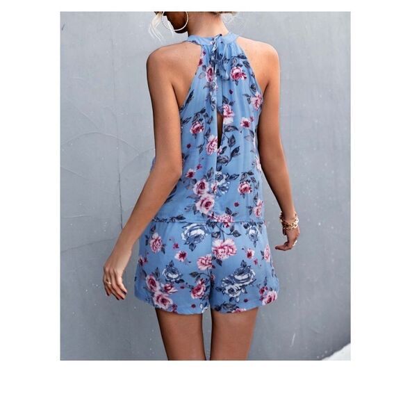 Simple Flavor | Blue Floral Open-Back Halter Neck Top & Shorts M # A269 - Picture 3 of 5